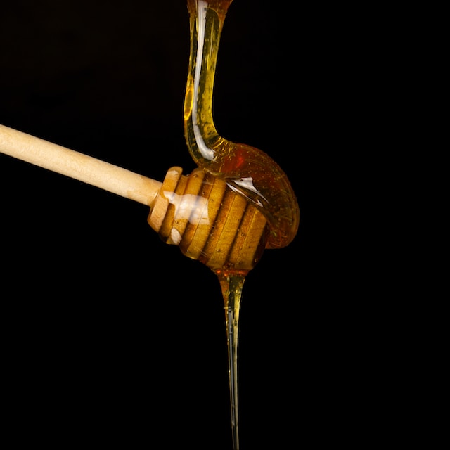 Discover the secrets of multiflower honey: Nature's nectar for health and well-being