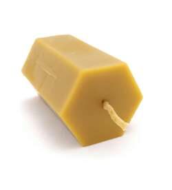 Beeswax hexagonal candle small 4.4 x 4.4 x 6.5 cm